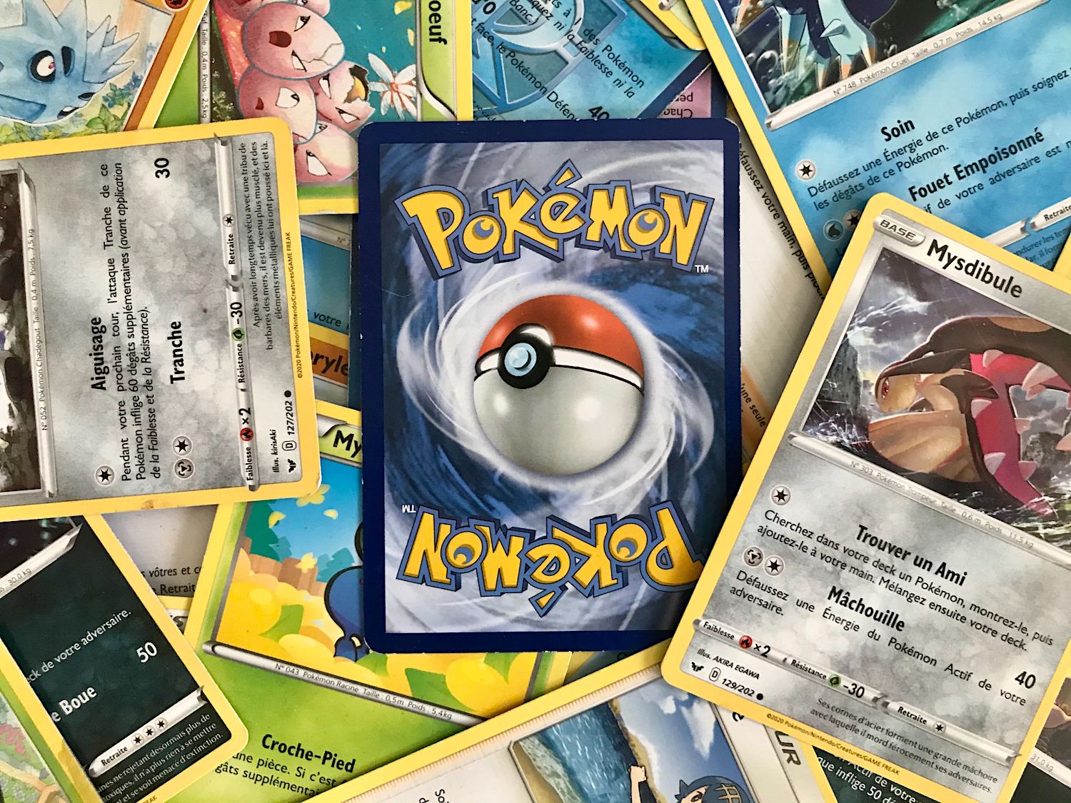 Comment commencer une collection de cartes Pokémon